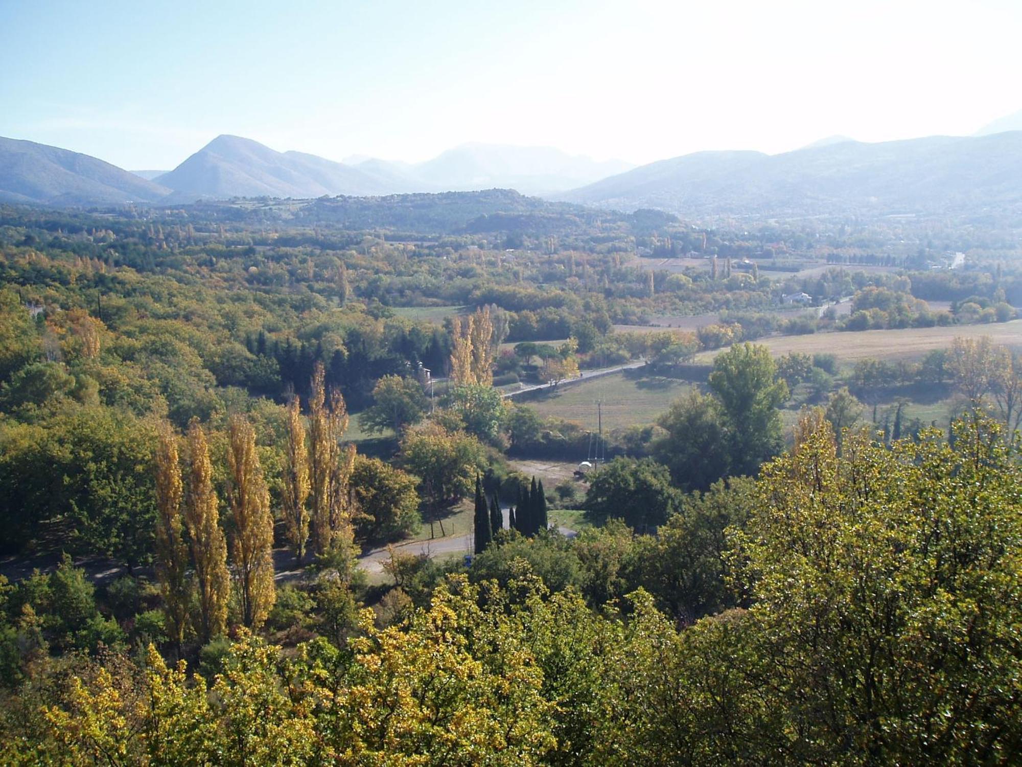 Logis Hotel Les Hospitaliers Le Poet-Laval Екстер'єр фото