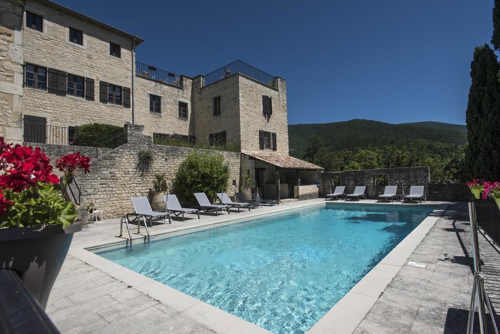 Logis Hotel Les Hospitaliers Le Poet-Laval Екстер'єр фото