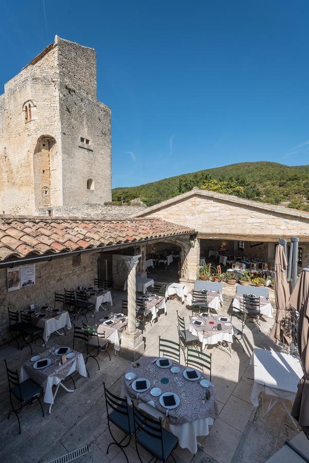 Logis Hotel Les Hospitaliers Le Poet-Laval Екстер'єр фото